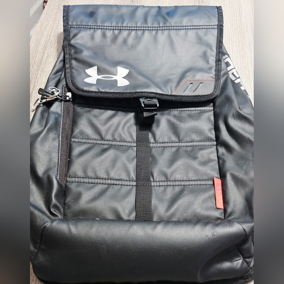 Under Armour Tech Backpack storm water resistant laptop bag black/red - Picture 1 of 10